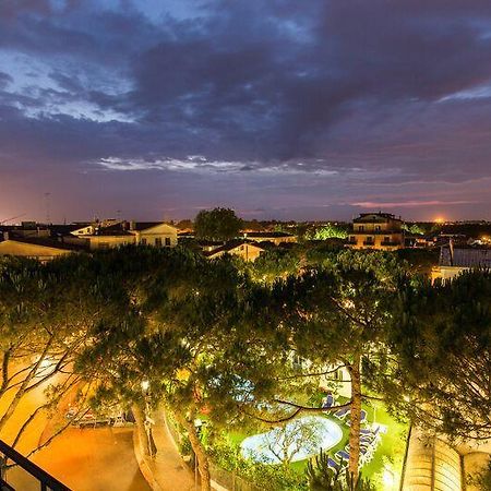 Hotel Manzoni Lido di Jesolo Eksteriør bilde