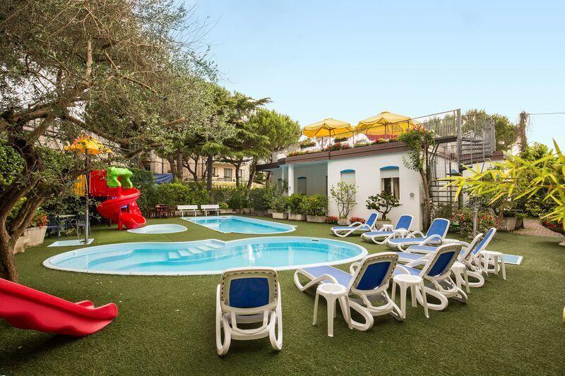 Hotel Manzoni Lido di Jesolo Eksteriør bilde