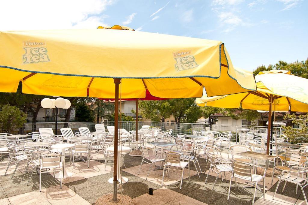 Hotel Manzoni Lido di Jesolo Eksteriør bilde
